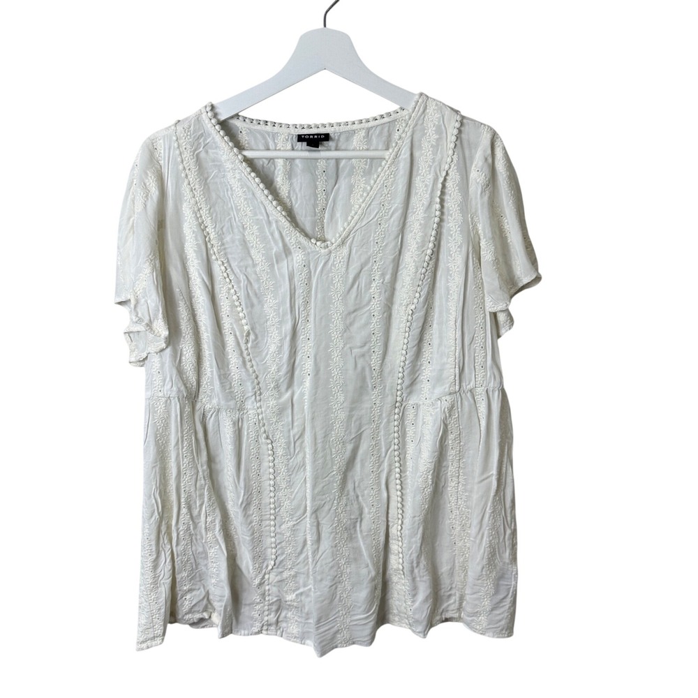 Torrid White Embroidered Eyelet Babydoll Top Size 1 (1X) Cottagecore Prairie